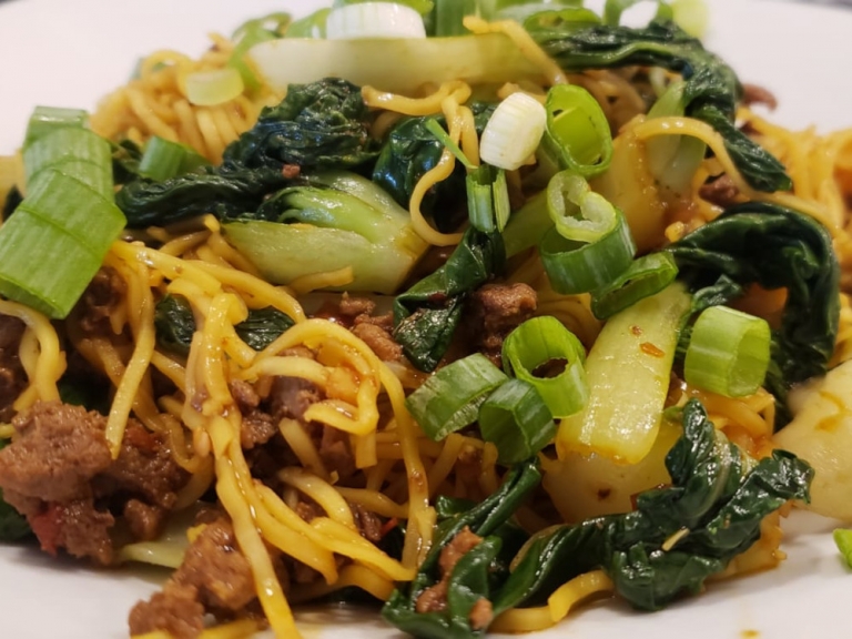 Beef Chow Mien Noodles » Crazy Girl Eats